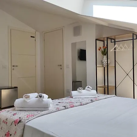 Guest house & Dintorni 3*